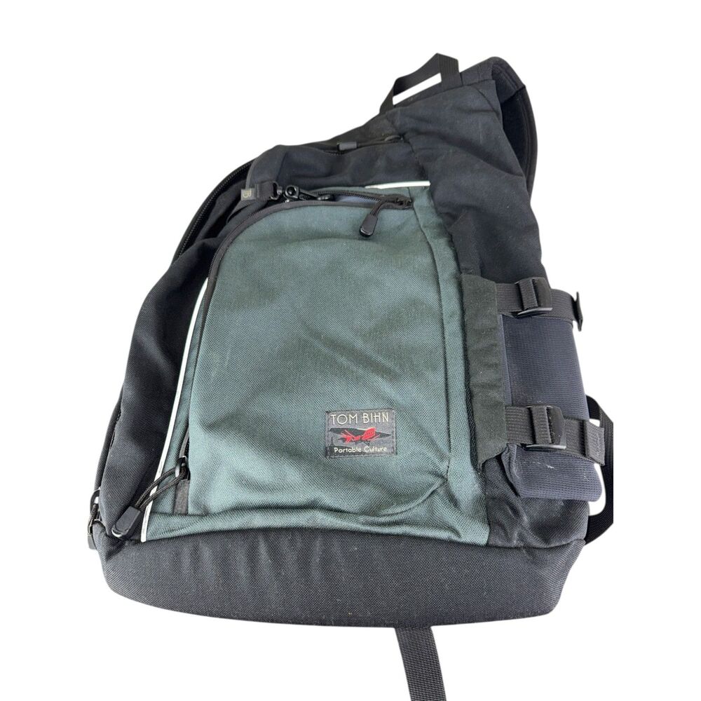 Tom Bihn Men's Black & Green Sling Backpack